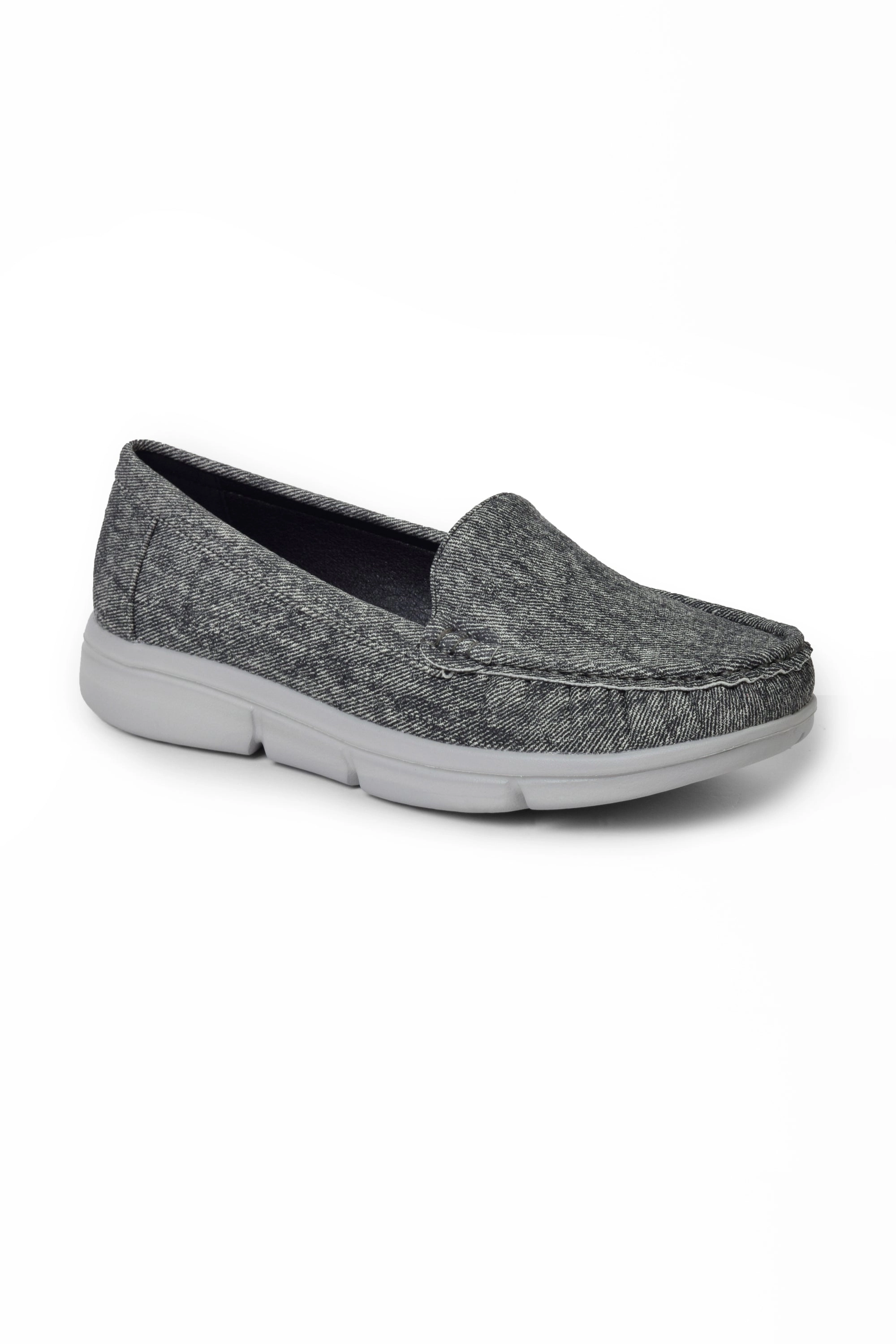 01-48041 Flat Moccasin