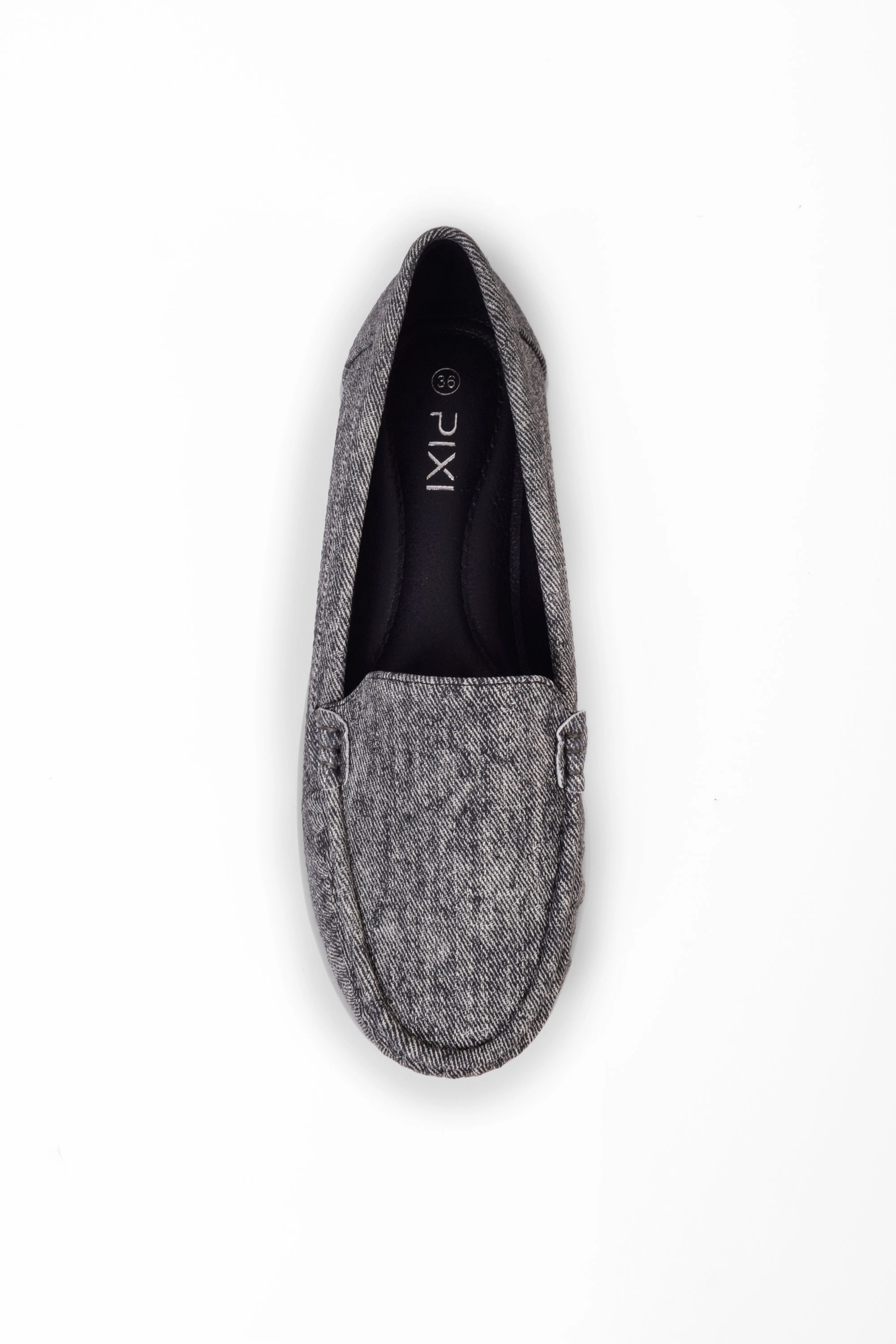 01-48041 Flat Moccasin