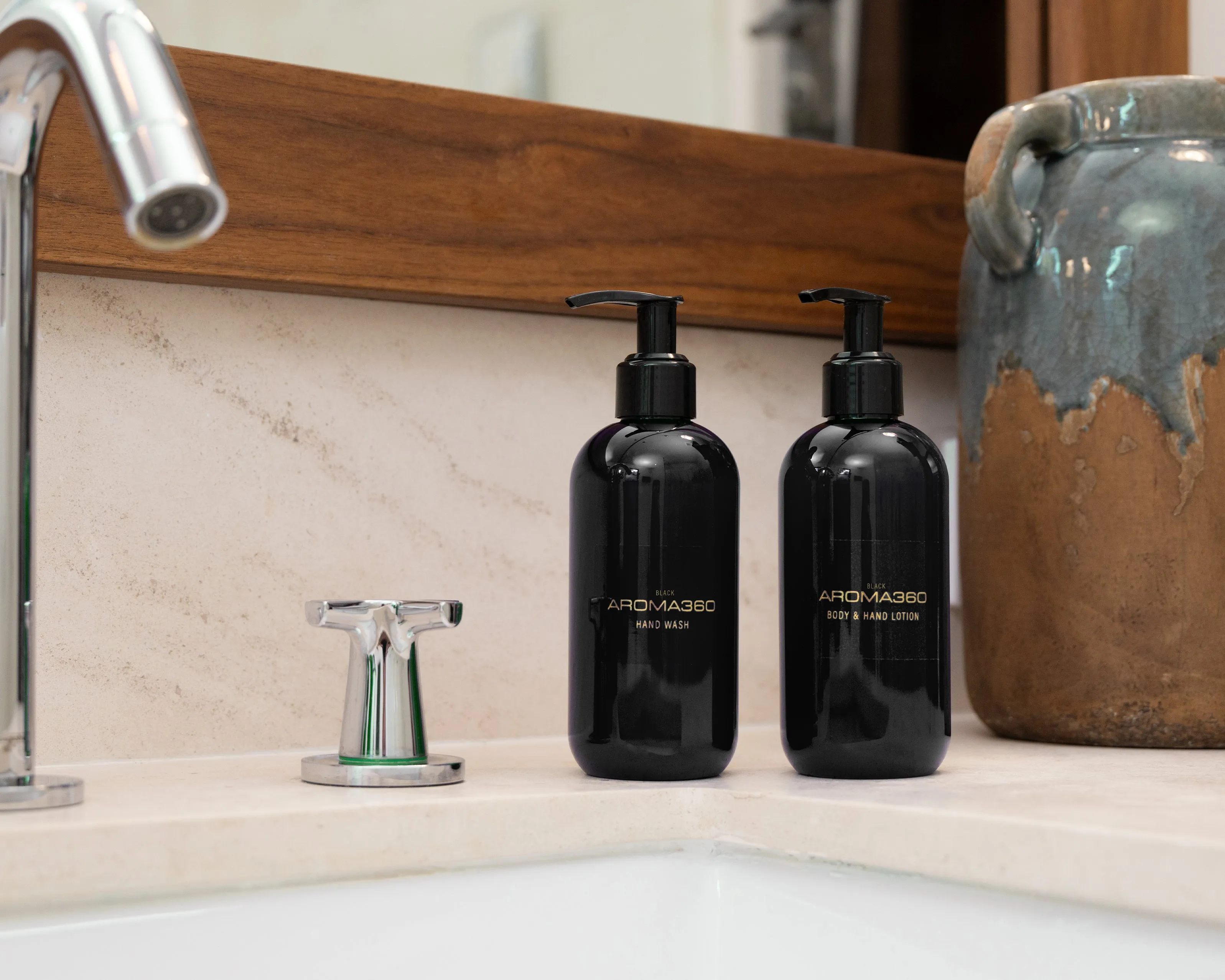 Black Body & Hand Wash