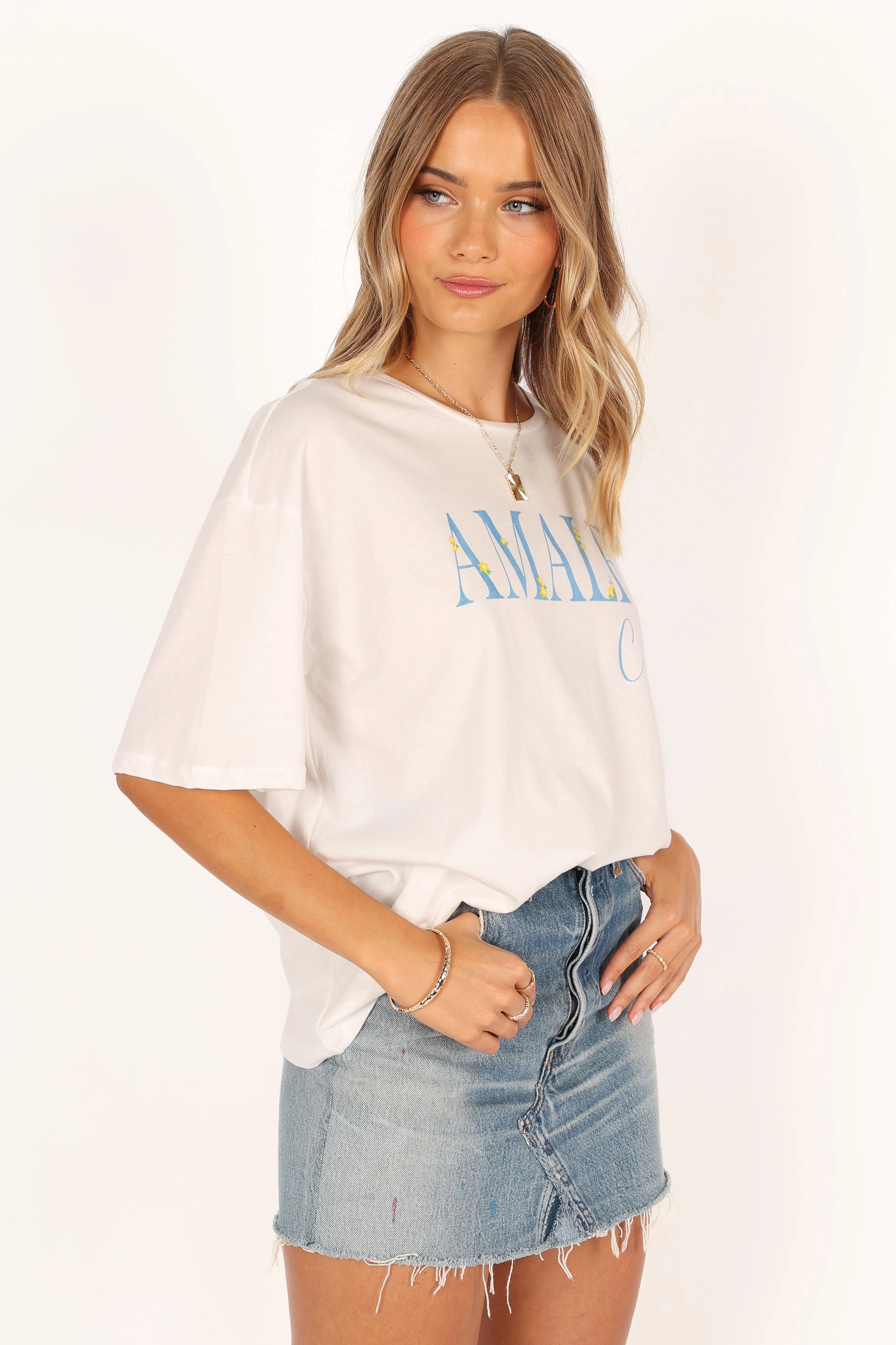 Coastline Tee - White