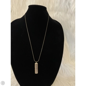 Necklace Pendant By Clothes Mentor