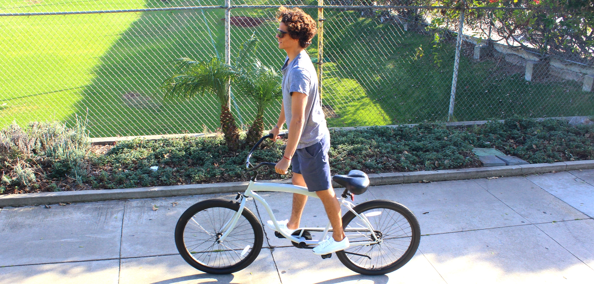 sixthreezero In The Barrel 21 Speed Beach Cruiser Bike