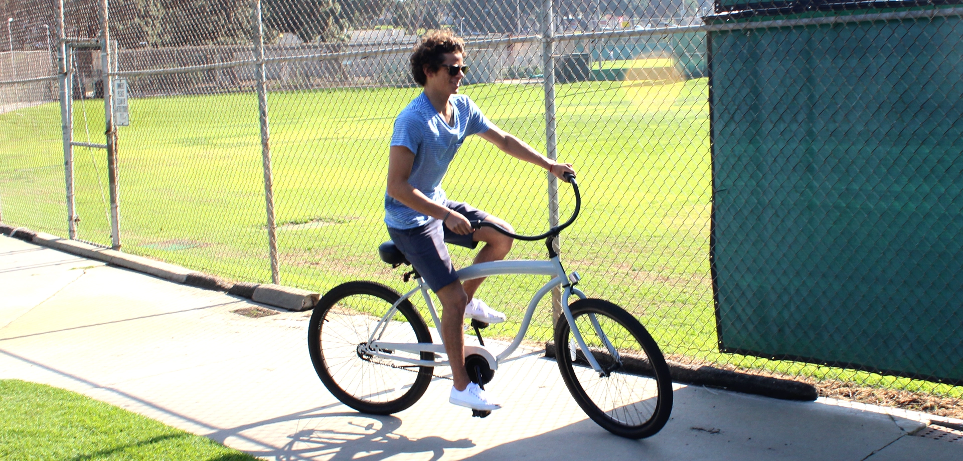 sixthreezero In The Barrel 21 Speed Beach Cruiser Bike