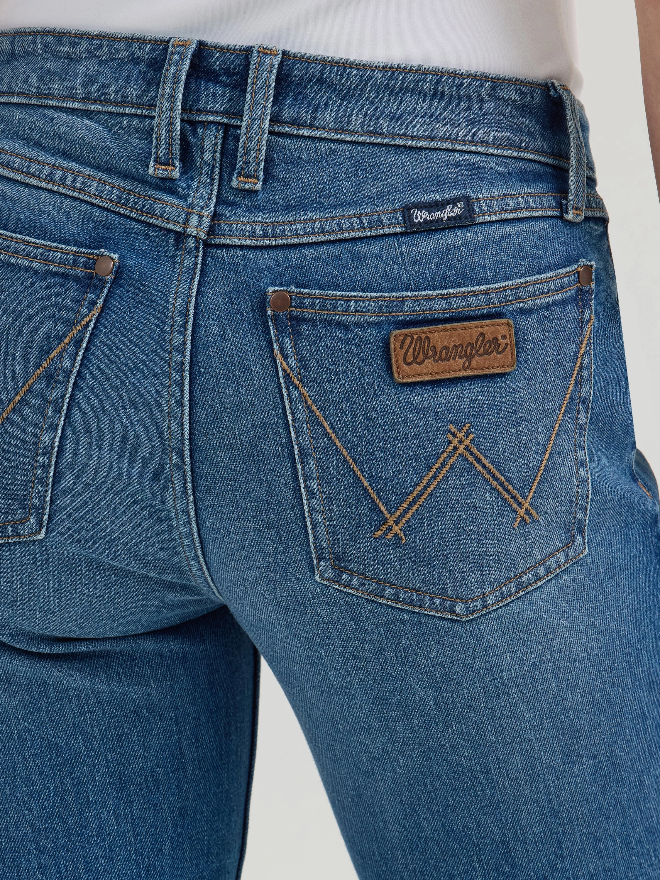 Women's Wrangler Retro Mae Wide Leg Trouser Jean #112364569